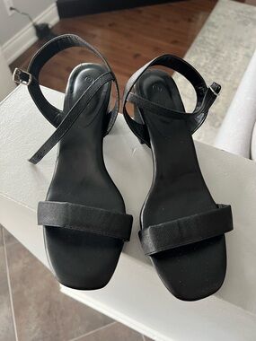 Ardene Black Square-Toe Ankle-Strap Sandals